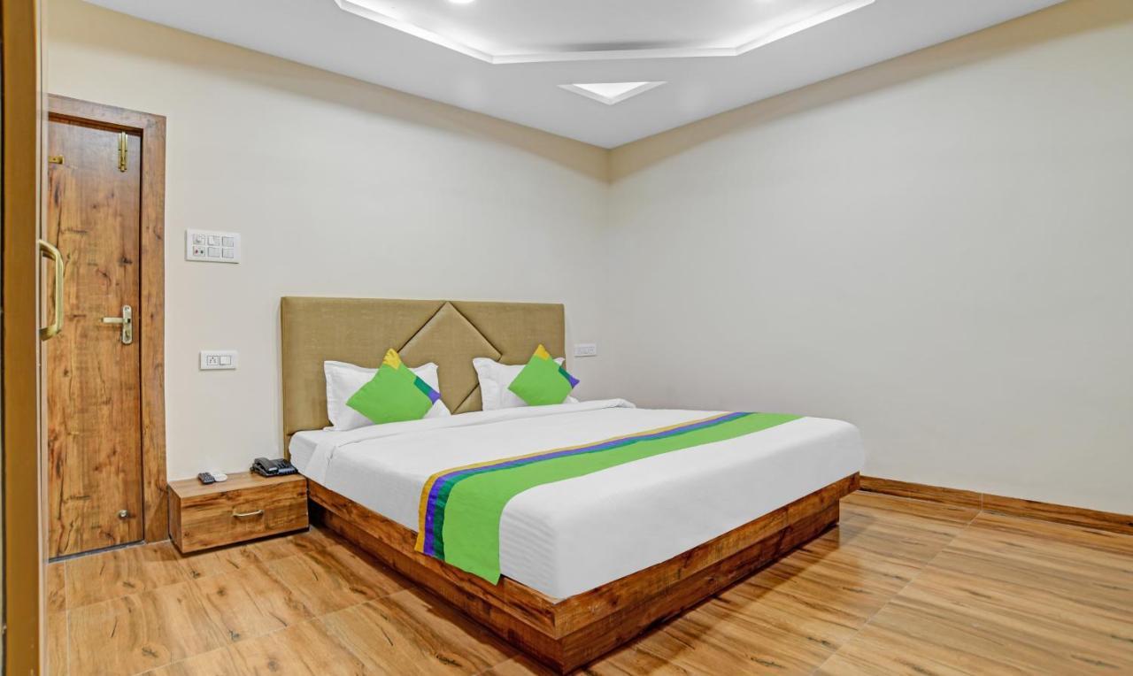 Treebo Nirvana Elite Indore Eksteriør bilde